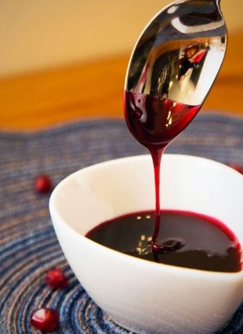 تصویر 2 از قیمت خرید رب انار ترش و ملس + فروش ویژه